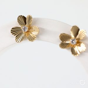 گوشواره شکوفه آزادی